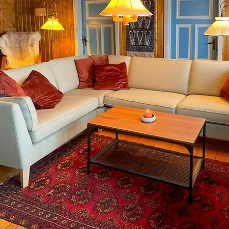 Ferienhaus Wooden From The 70s At Tree Line In